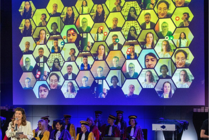 Hybrid graduation ceremony