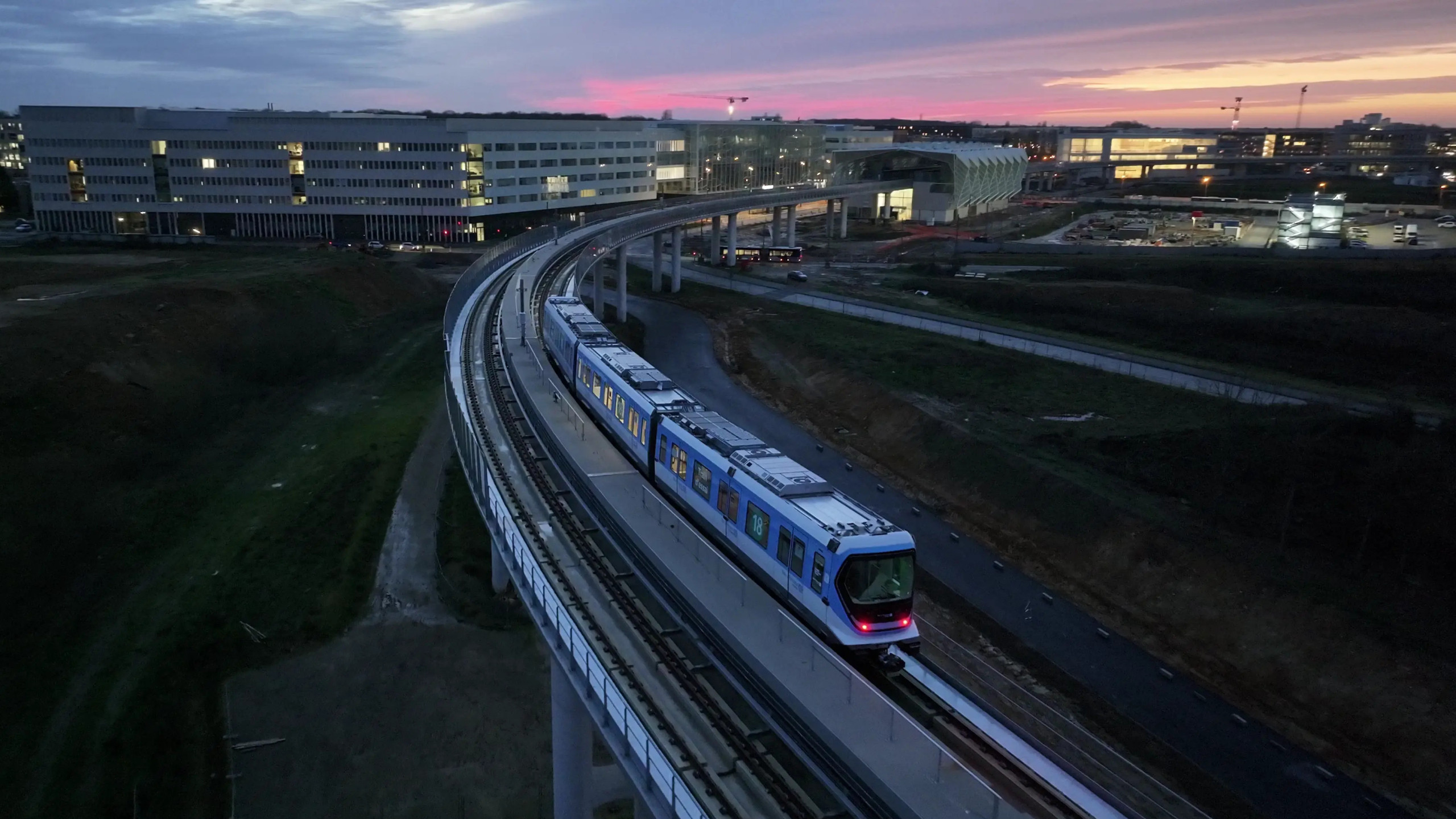 Ligne 18